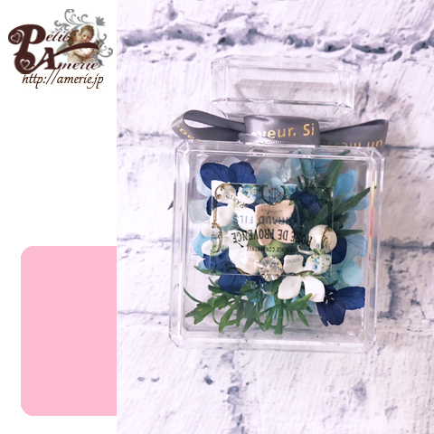 プリザーブドフラワー　香水瓶型アレンジ2個セット